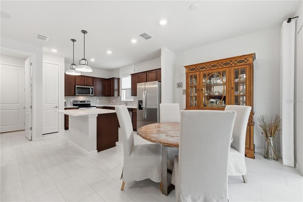 En Venta: $525,000 (3 camas, 2 baños, 1447 Pies cuadrados)