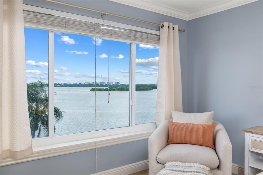 En Venta: $569,000 (2 camas, 2 baños, 1093 Pies cuadrados)