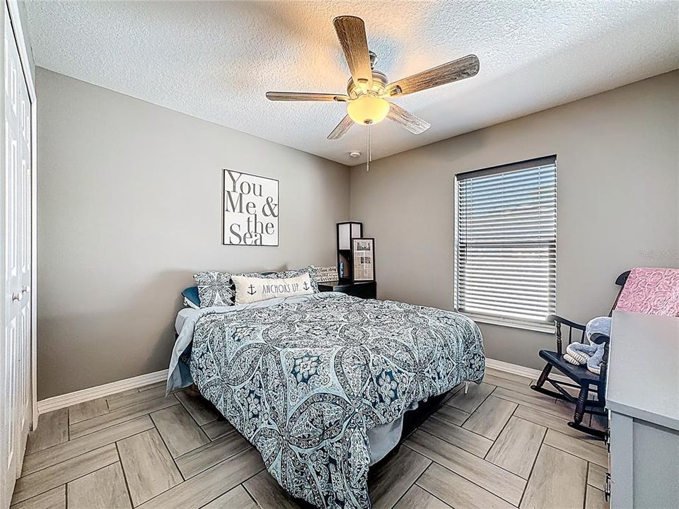 For Rent: $2,300 (3 beds, 2 baths, 1376 Square Feet)