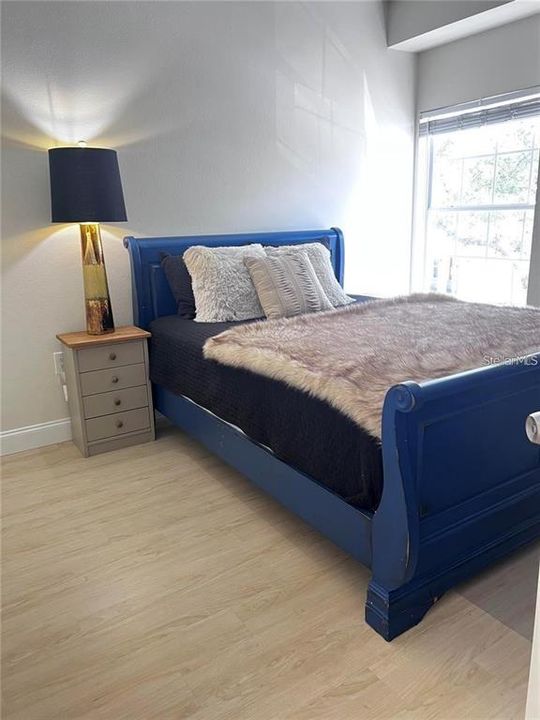 For Rent: $2,250 (3 beds, 2 baths, 1282 Square Feet)