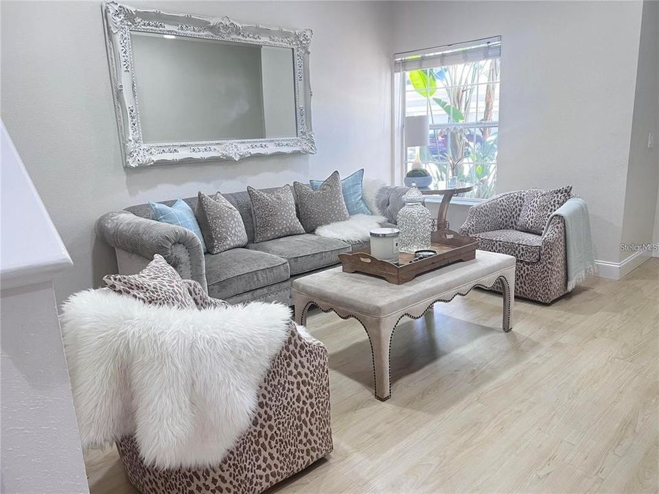 For Rent: $2,250 (3 beds, 2 baths, 1282 Square Feet)