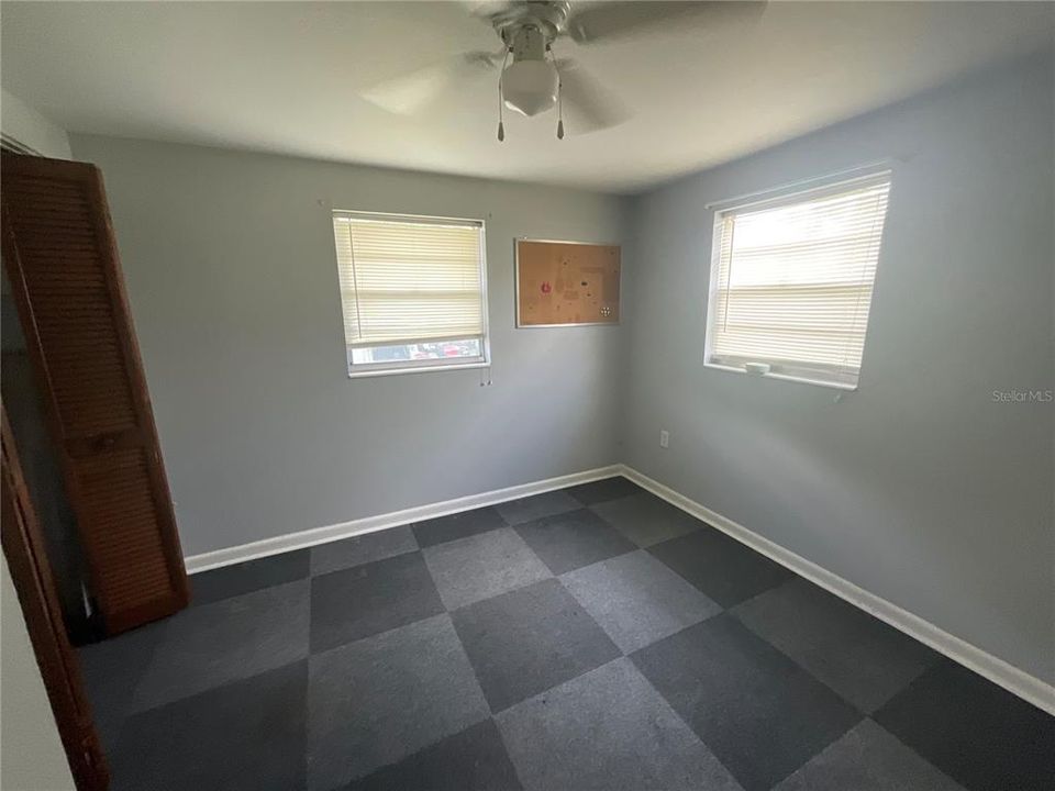 For Sale: $250,000 (4 beds, 2 baths, 1544 Square Feet)