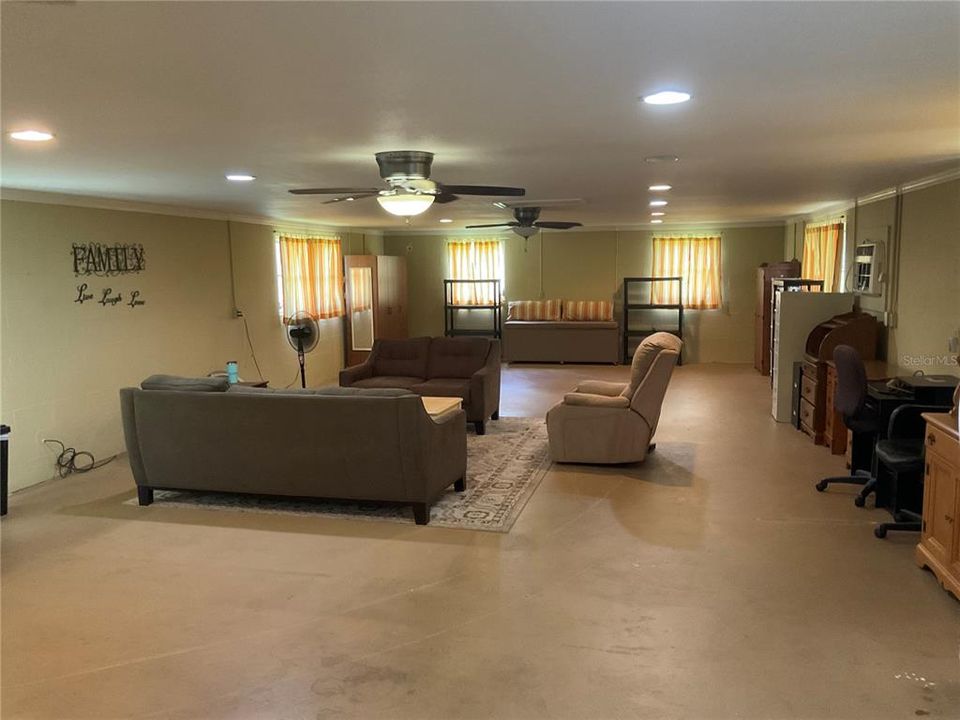 For Sale: $250,000 (4 beds, 2 baths, 1544 Square Feet)