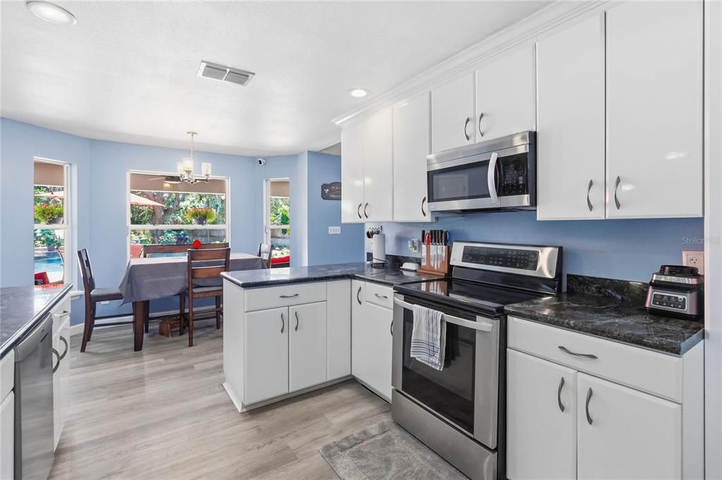 For Sale: $720,000 (4 beds, 2 baths, 2250 Square Feet)