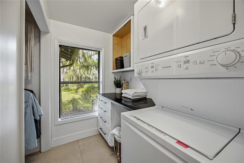 En Venta: $595,000 (2 camas, 2 baños, 1042 Pies cuadrados)