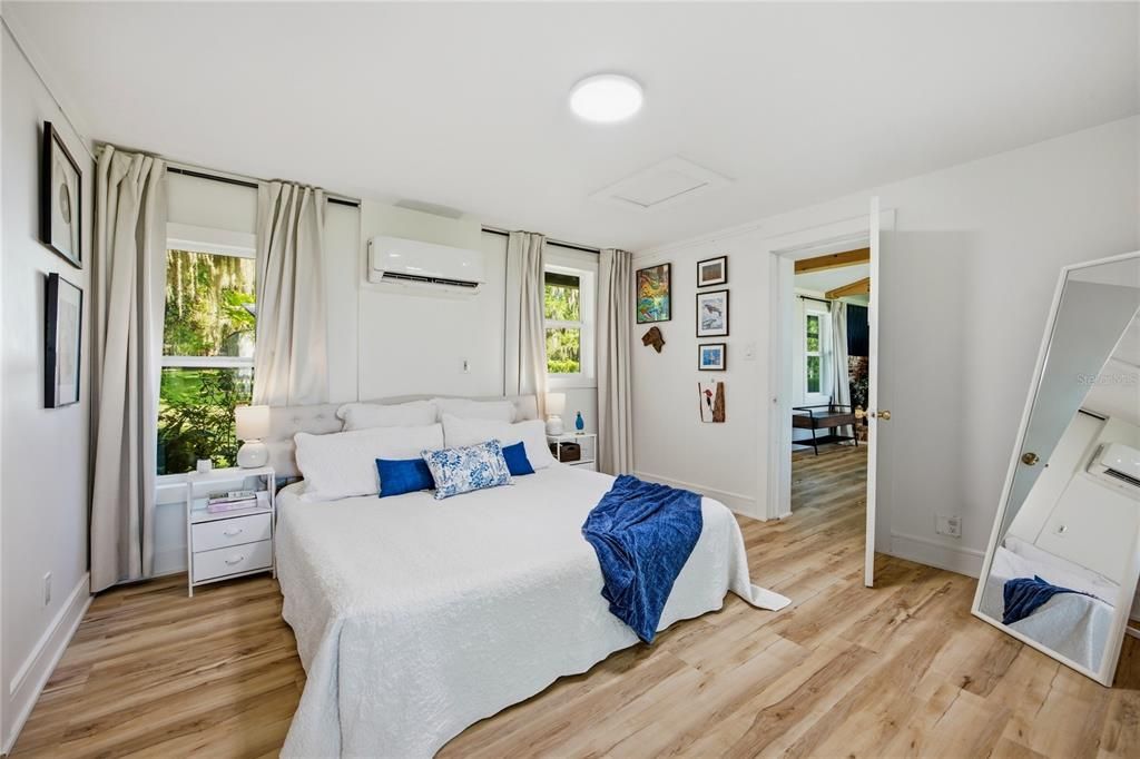 En Venta: $595,000 (2 camas, 2 baños, 1042 Pies cuadrados)
