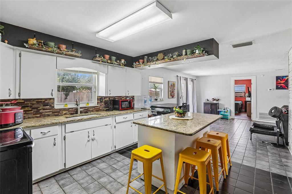 For Sale: $239,000 (4 beds, 2 baths, 1449 Square Feet)