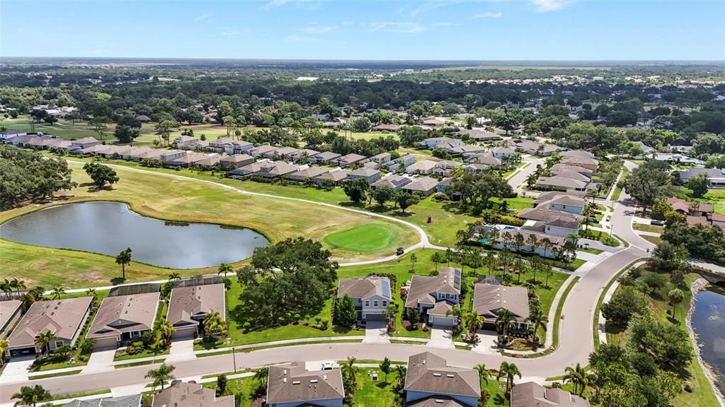 For Sale: $700,000 (5 beds, 2 baths, 3253 Square Feet)