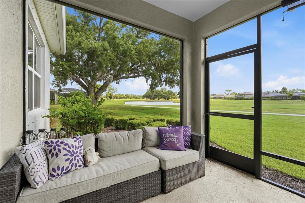 For Sale: $700,000 (5 beds, 2 baths, 3253 Square Feet)