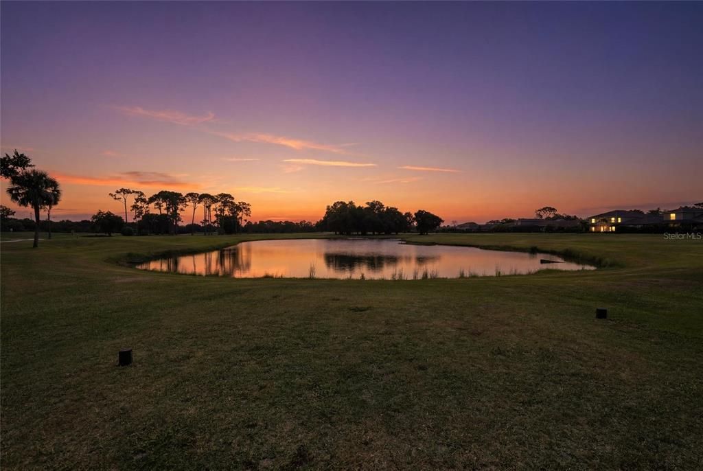 For Sale: $700,000 (5 beds, 2 baths, 3253 Square Feet)