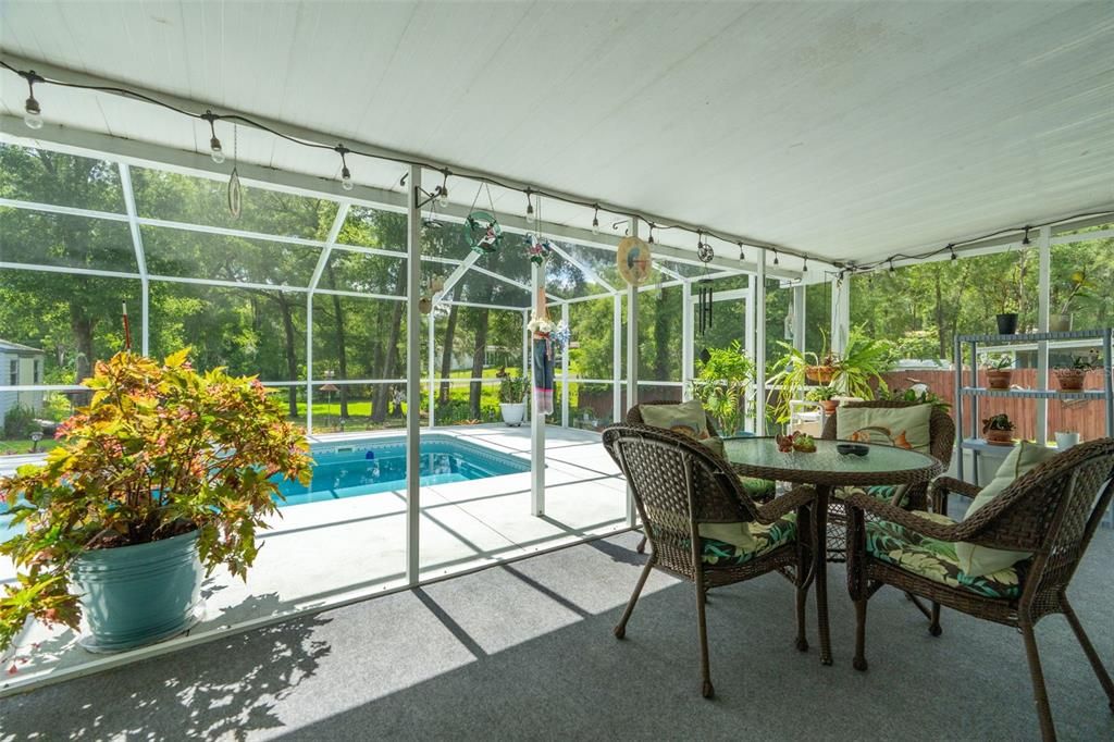 На продажу: $369,900 (3 спален, 2 ванн, 1396 Квадратных фут)