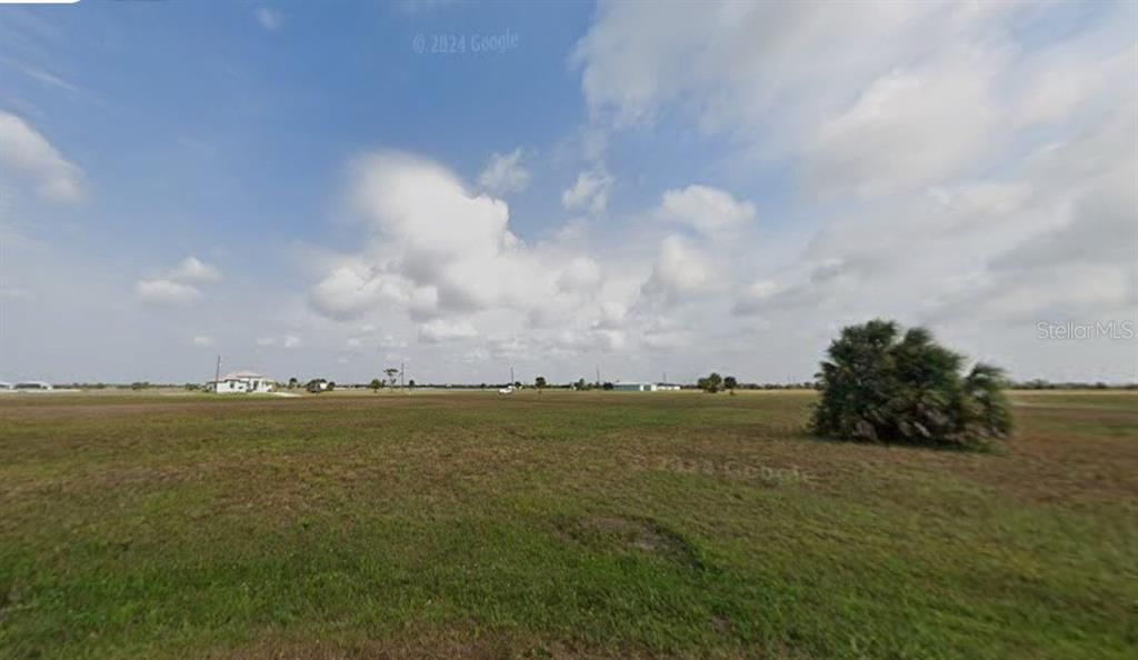 待售: $34,000 (0.18 acres)