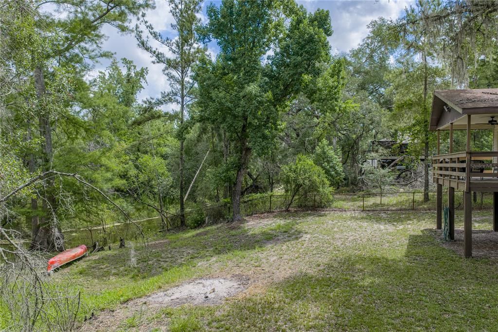 For Sale: $214,999 (2 beds, 1 baths, 640 Square Feet)