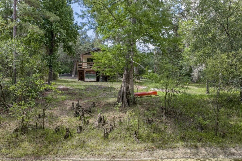 For Sale: $214,999 (2 beds, 1 baths, 640 Square Feet)