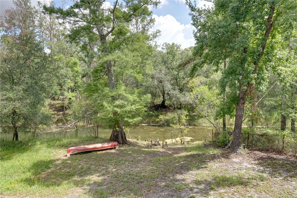 For Sale: $214,999 (2 beds, 1 baths, 640 Square Feet)