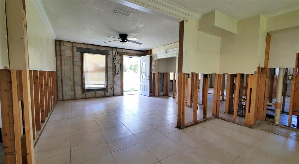 En Venta: $150,000 (3 camas, 2 baños, 936 Pies cuadrados)