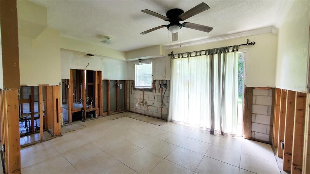 En Venta: $150,000 (3 camas, 2 baños, 936 Pies cuadrados)