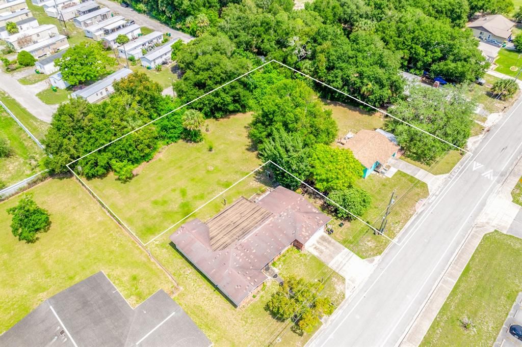 For Sale: $200,000 (2 beds, 1 baths, 720 Square Feet)