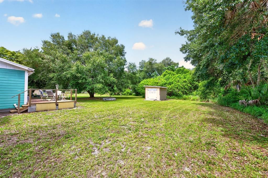 For Sale: $200,000 (2 beds, 1 baths, 720 Square Feet)