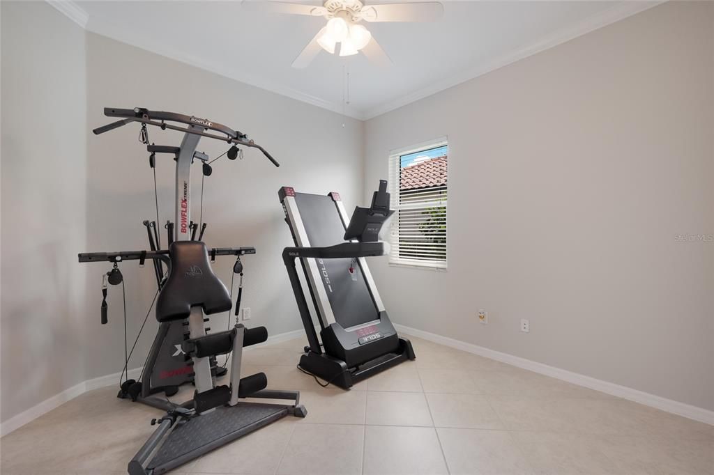 For Sale: $750,000 (4 beds, 2 baths, 2221 Square Feet)