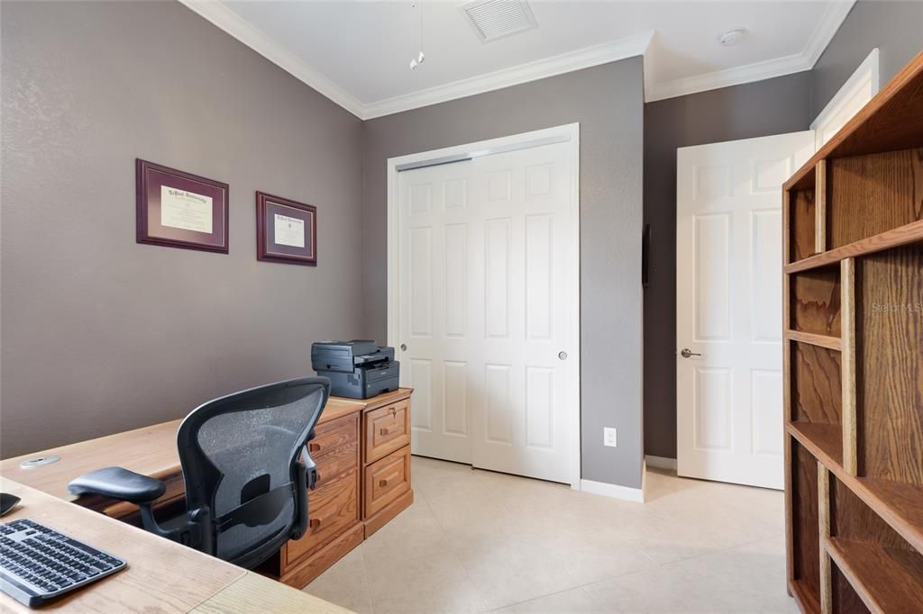 For Sale: $750,000 (4 beds, 2 baths, 2221 Square Feet)