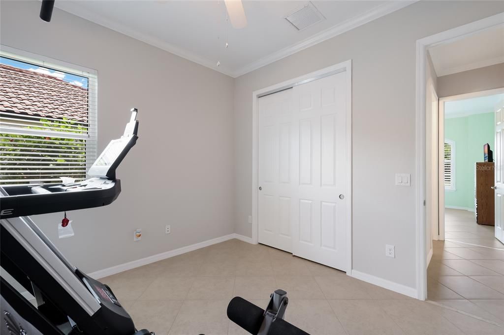 For Sale: $750,000 (4 beds, 2 baths, 2221 Square Feet)