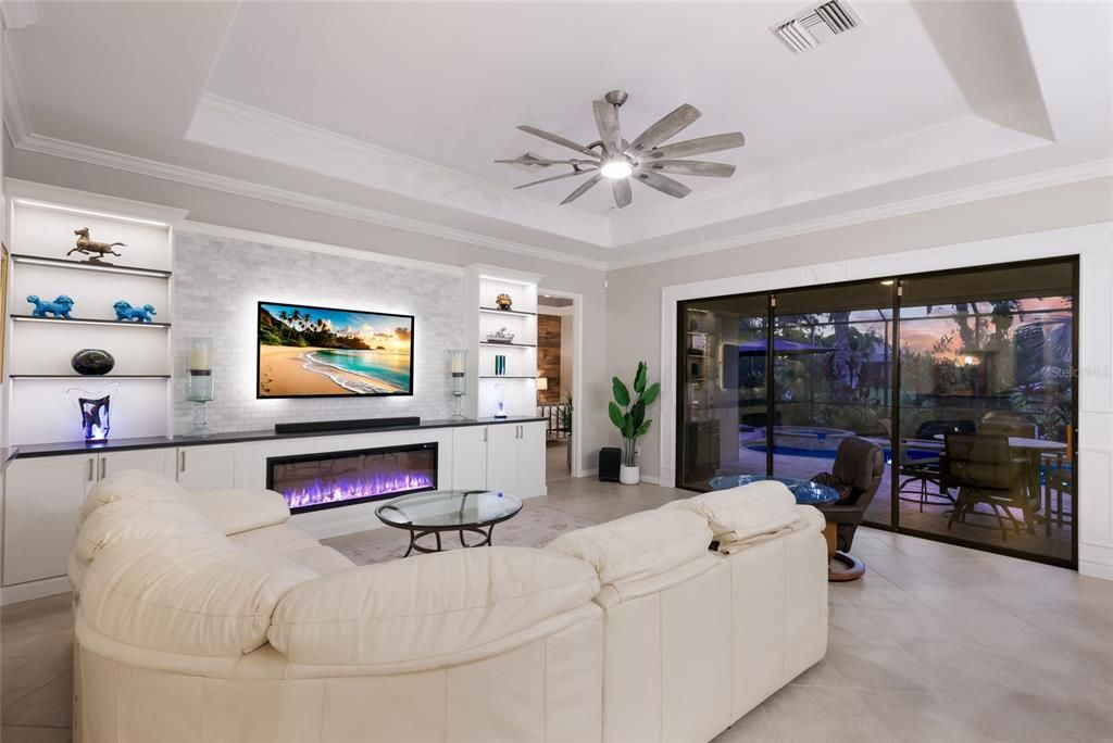 For Sale: $750,000 (4 beds, 2 baths, 2221 Square Feet)