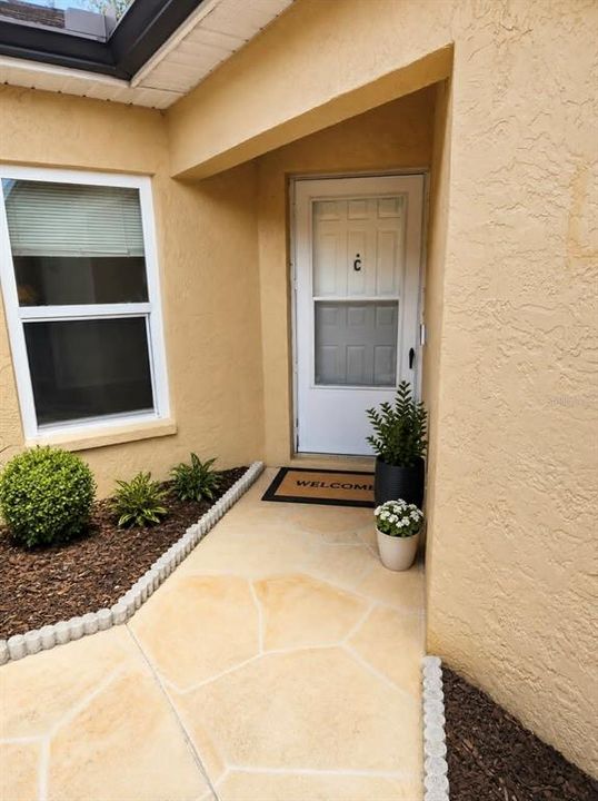 For Rent: $1,625 (2 beds, 2 baths, 1250 Square Feet)