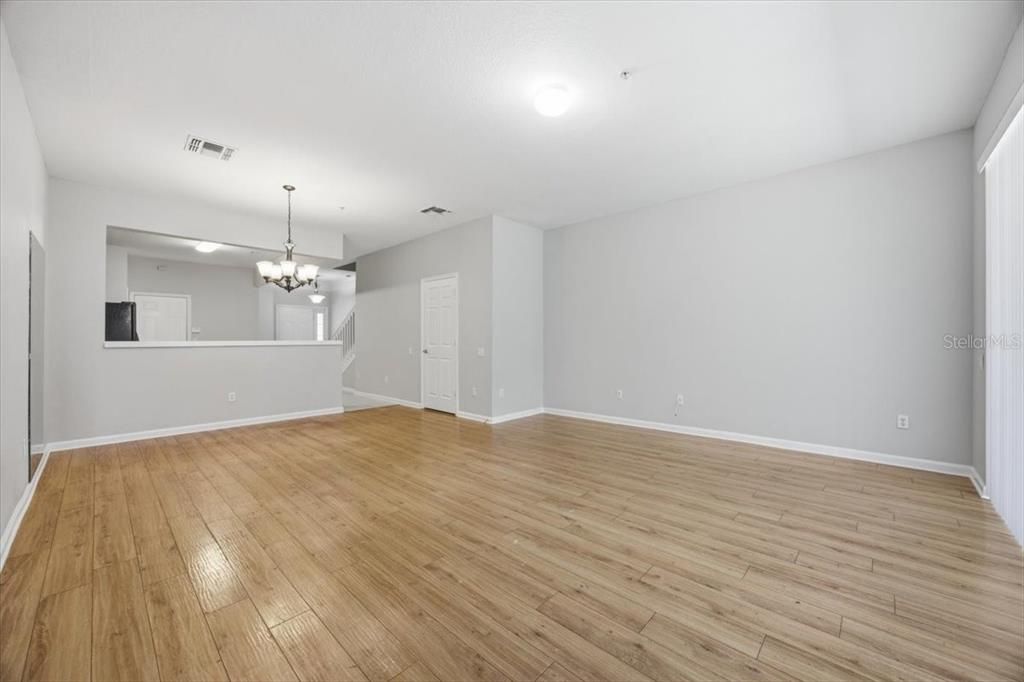 For Sale: $269,000 (2 beds, 2 baths, 1546 Square Feet)