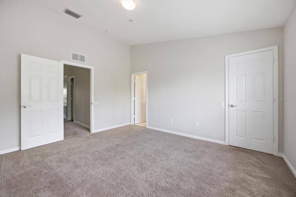 For Sale: $269,000 (2 beds, 2 baths, 1546 Square Feet)