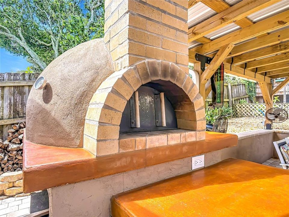 En Venta: $975,000 (3 camas, 2 baños, 1652 Pies cuadrados)