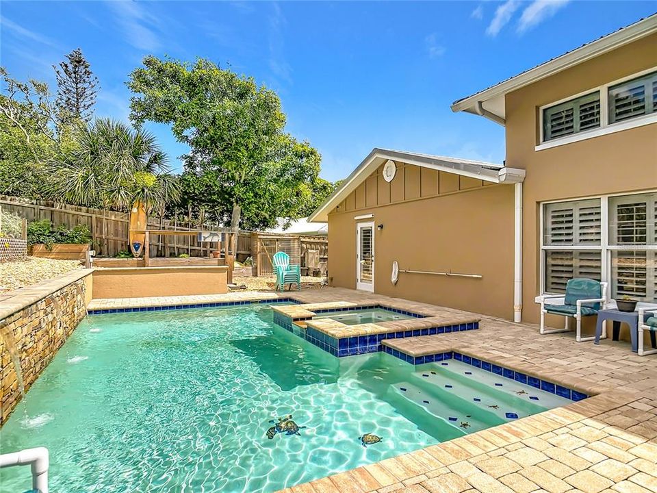 En Venta: $975,000 (3 camas, 2 baños, 1652 Pies cuadrados)