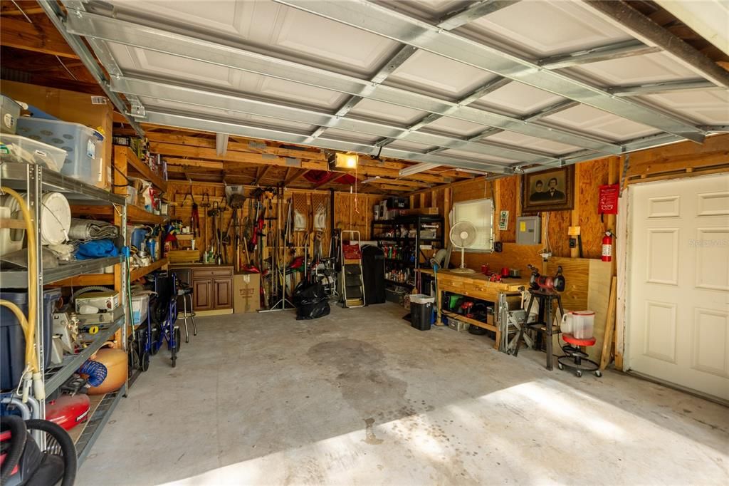 На продажу: $499,999 (3 спален, 2 ванн, 1727 Квадратных фут)