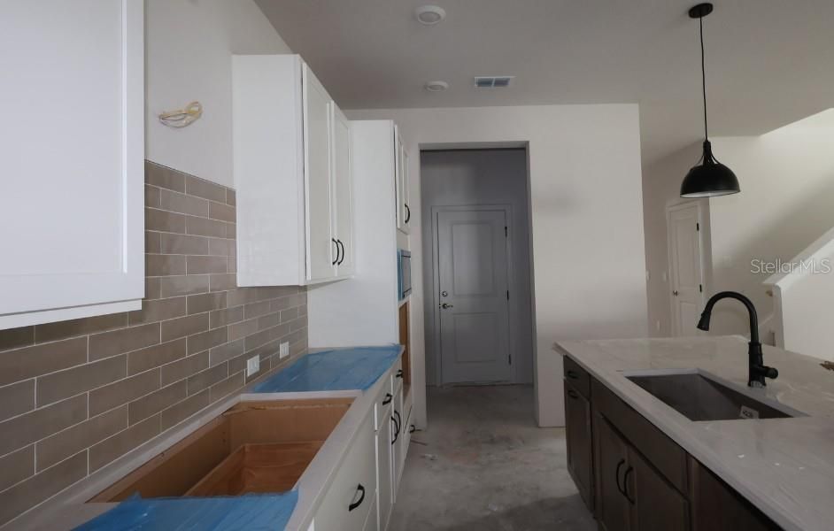 For Sale: $553,725 (4 beds, 3 baths, 2815 Square Feet)