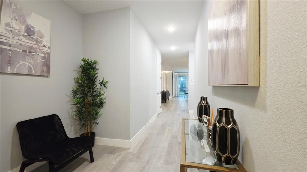For Sale: $479,999 (6 beds, 4 baths, 2987 Square Feet)