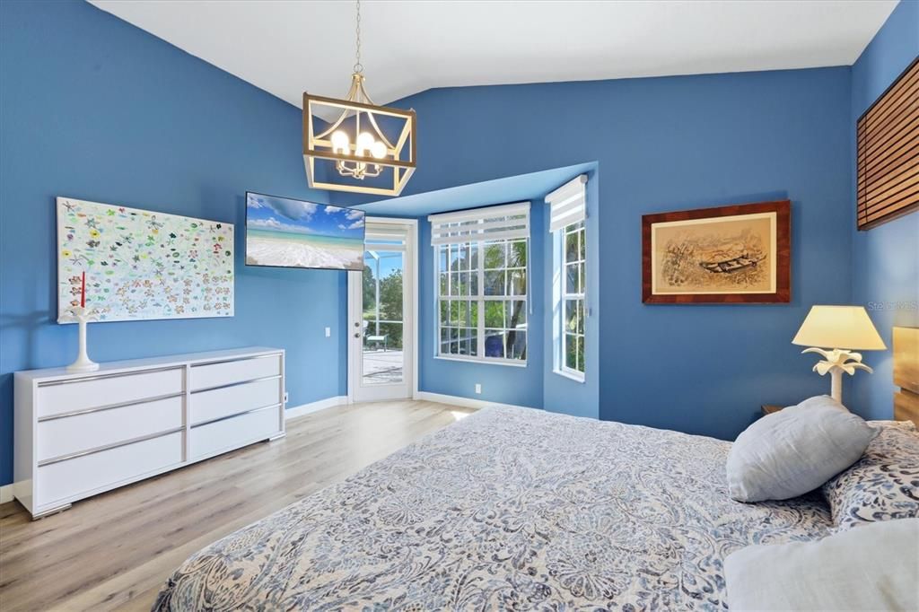 For Sale: $659,990 (3 beds, 2 baths, 1708 Square Feet)