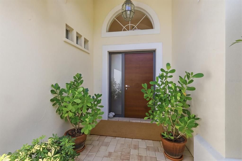 For Sale: $659,990 (3 beds, 2 baths, 1708 Square Feet)