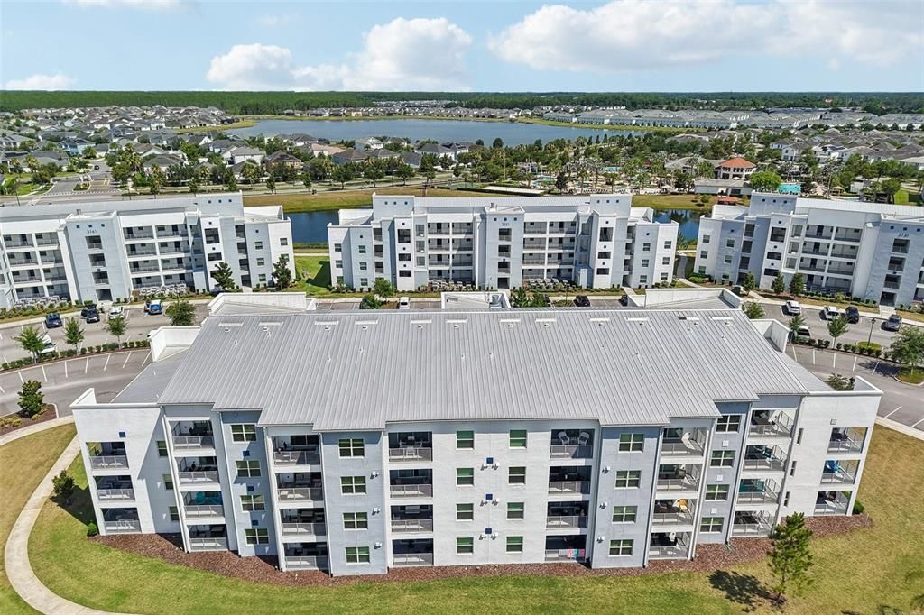 На продажу: $300,000 (2 спален, 2 ванн, 1196 Квадратных фут)