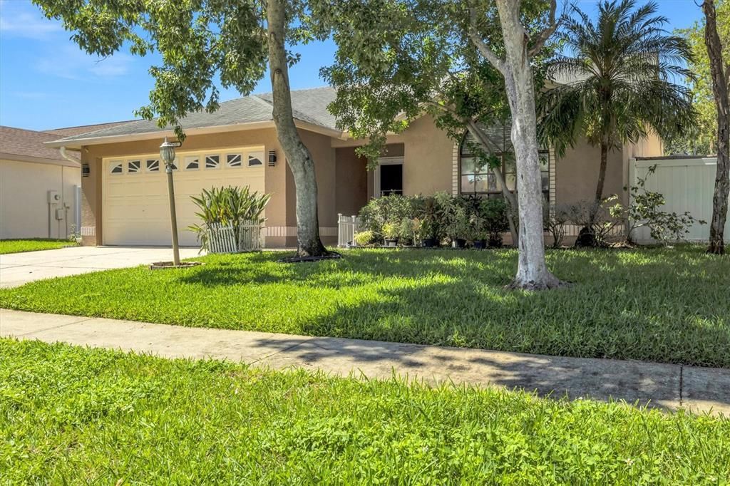 For Rent: $3,250 (3 beds, 2 baths, 1513 Square Feet)
