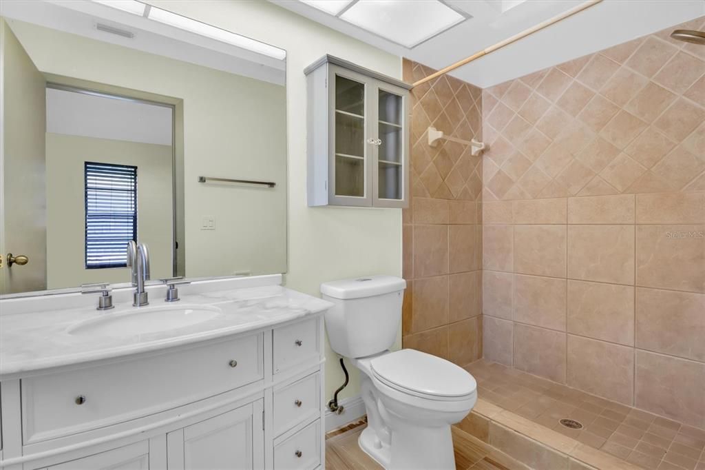 For Rent: $3,250 (3 beds, 2 baths, 1513 Square Feet)