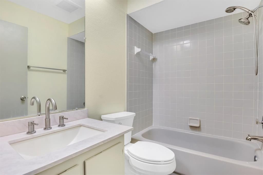For Rent: $3,250 (3 beds, 2 baths, 1513 Square Feet)