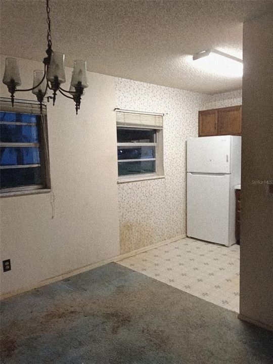 For Sale: $89,990 (2 beds, 2 baths, 1000 Square Feet)
