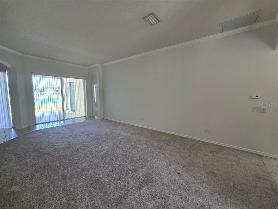En Renta: $3,000 (5 camas, 3 baños, 2922 Pies cuadrados)