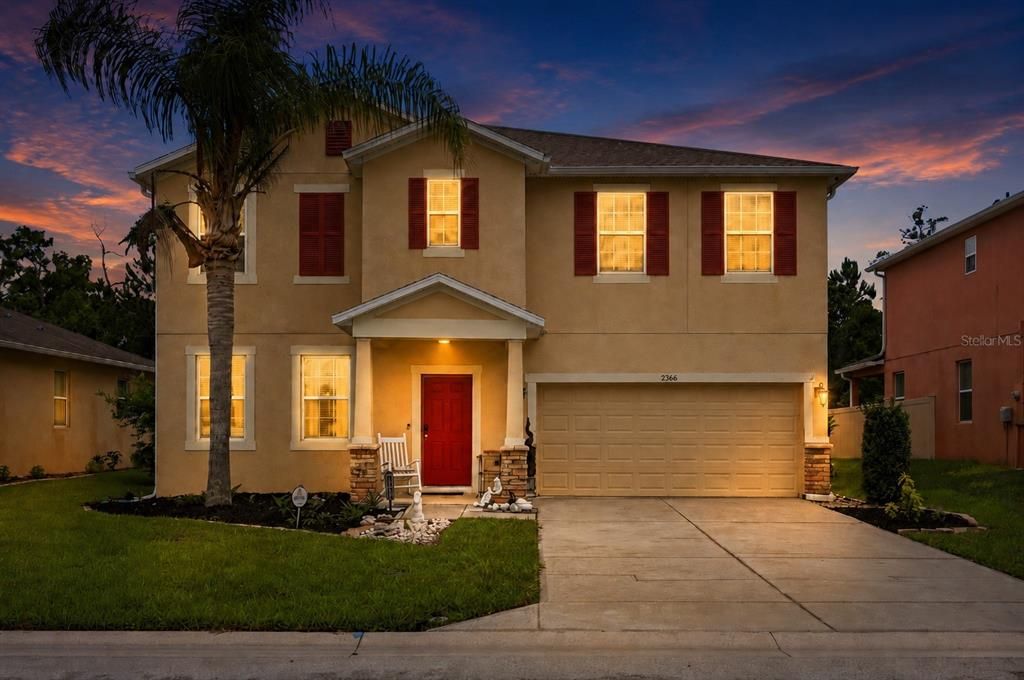 For Sale: $415,000 (4 beds, 2 baths, 2809 Square Feet)