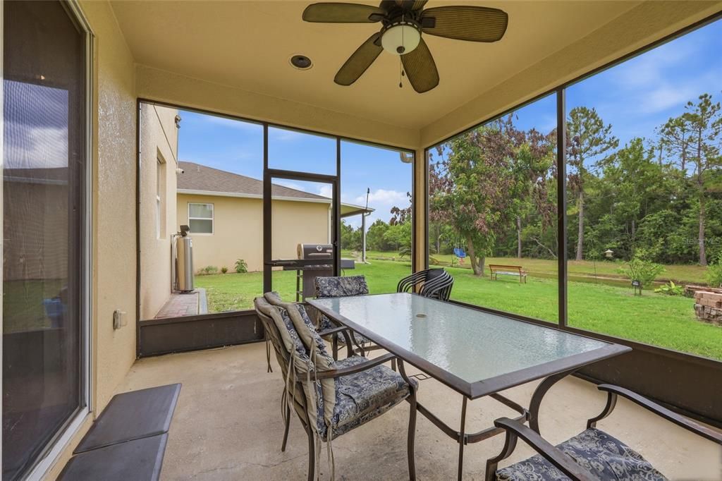 For Sale: $415,000 (4 beds, 2 baths, 2809 Square Feet)