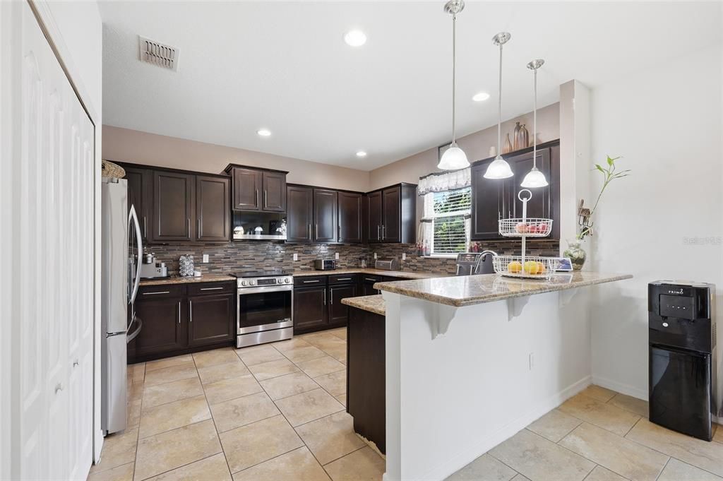 For Sale: $415,000 (4 beds, 2 baths, 2809 Square Feet)
