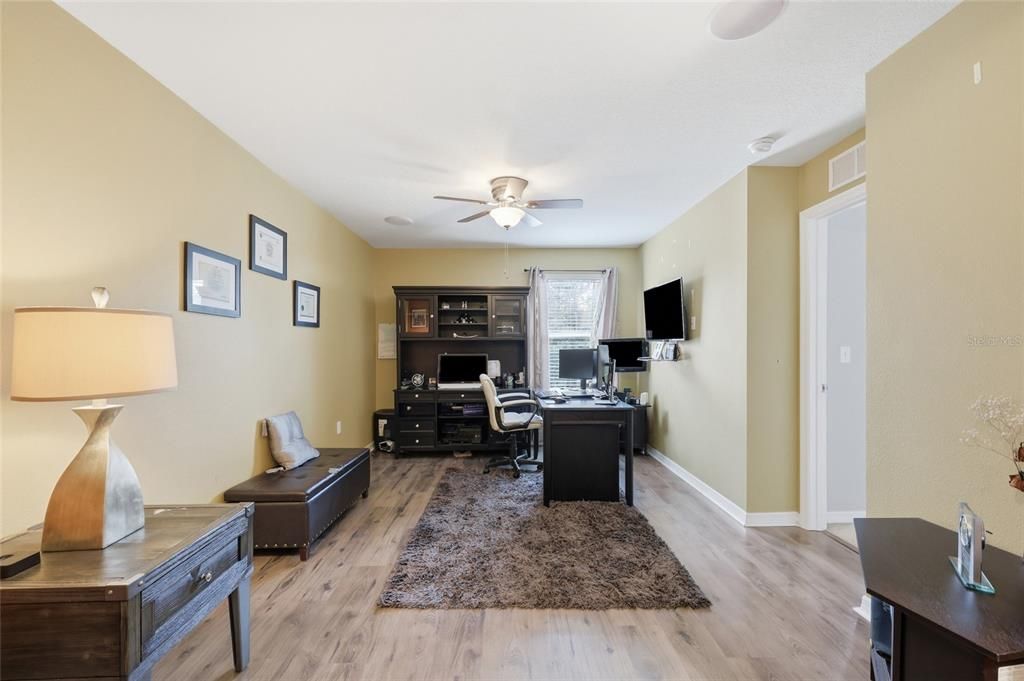 For Sale: $415,000 (4 beds, 2 baths, 2809 Square Feet)