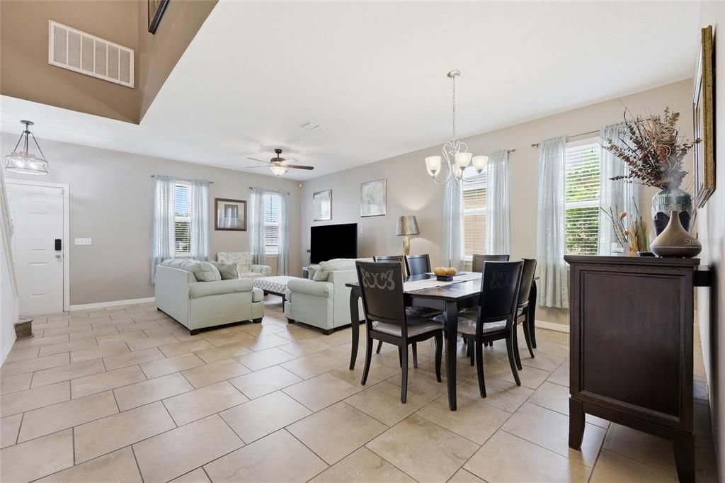 For Sale: $415,000 (4 beds, 2 baths, 2809 Square Feet)