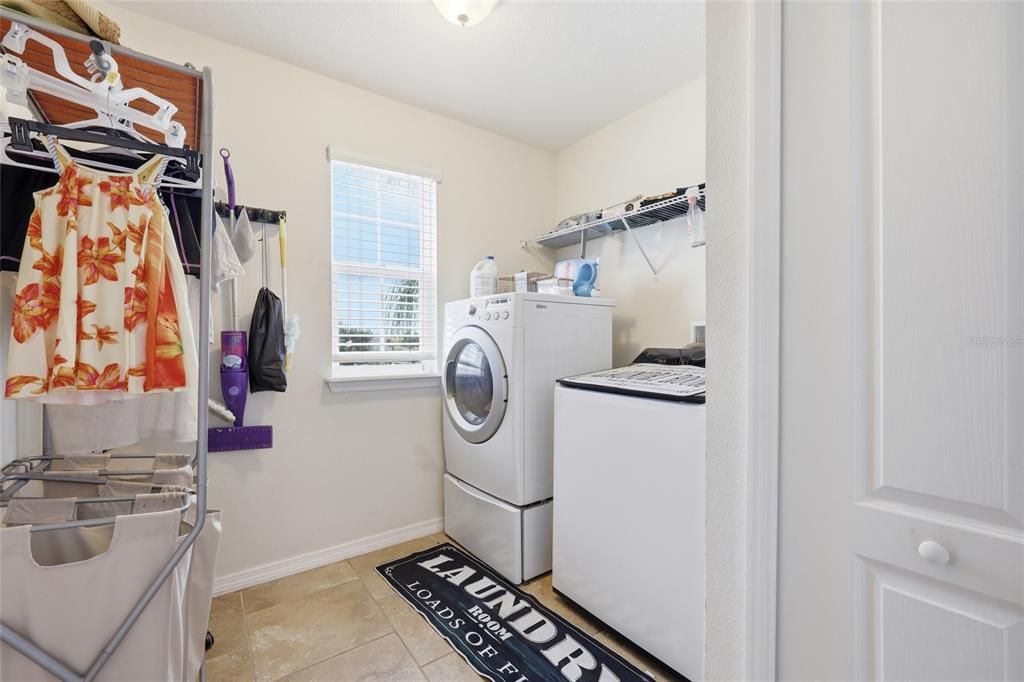 For Sale: $415,000 (4 beds, 2 baths, 2809 Square Feet)