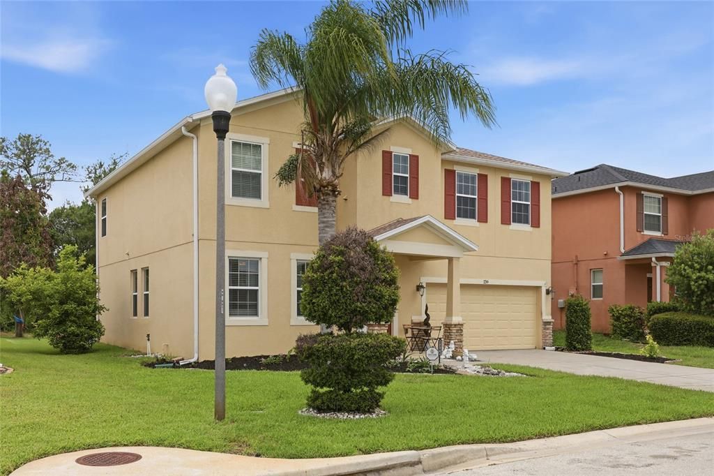 For Sale: $415,000 (4 beds, 2 baths, 2809 Square Feet)